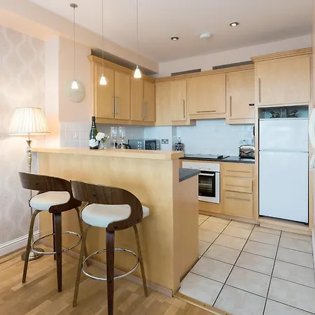 Διαμέρισμα Sea View Luxury City Centre - Best Location Γκάλγουεϊ